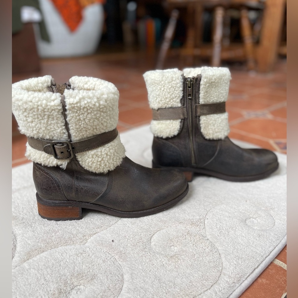 Like new UGG Blayre II booties in chocolate brown